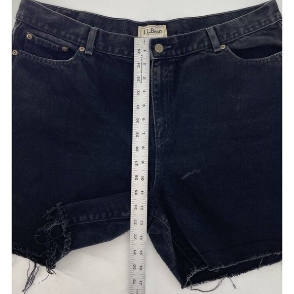 L.L.Bean Plus Size Black Straight Fit Cut Off Raw Hem Shorts Size 20 - Picture 8 of 9